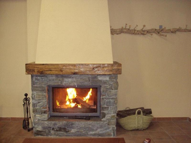 Hostal Les Roquetes Queralbs Luaran gambar