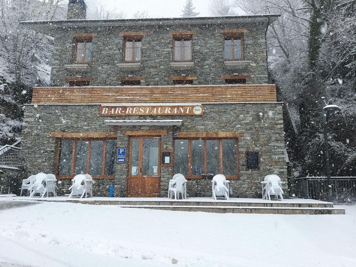 Hostal Les Roquetes Queralbs Luaran gambar