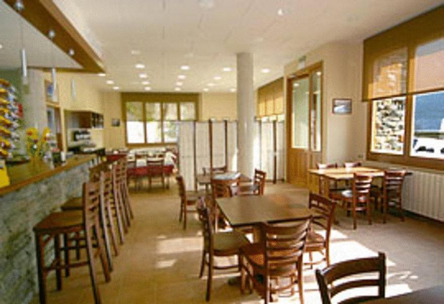 Hostal Les Roquetes Queralbs Luaran gambar