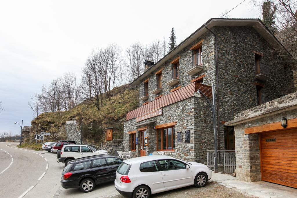 Hostal Les Roquetes Queralbs Luaran gambar
